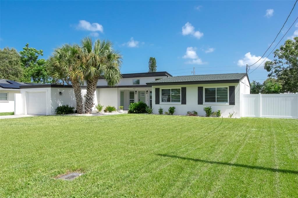 На продажу: $729,550 (3 спален, 2 ванн, 1572 Квадратных фут)