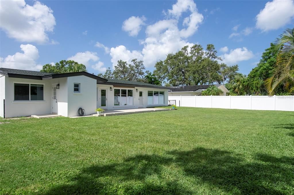 На продажу: $729,550 (3 спален, 2 ванн, 1572 Квадратных фут)