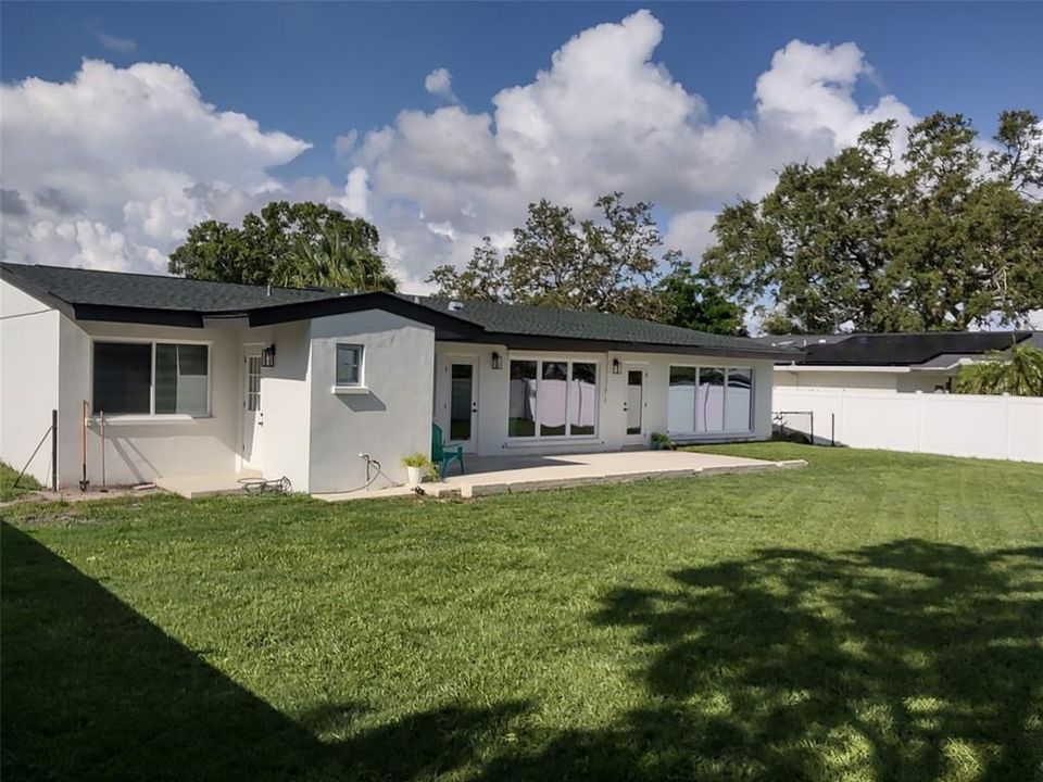 На продажу: $729,550 (3 спален, 2 ванн, 1572 Квадратных фут)