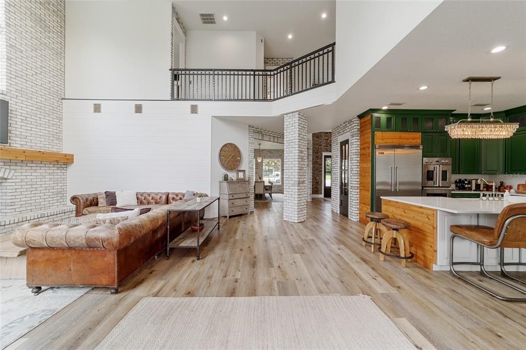 For Sale: $1,699,000 (5 beds, 5 baths, 5079 Square Feet)