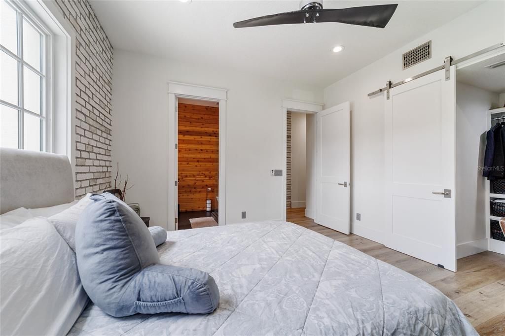 For Sale: $1,699,000 (5 beds, 5 baths, 5079 Square Feet)