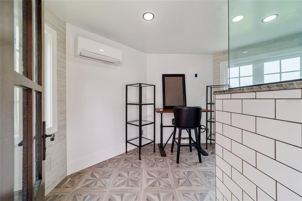 For Sale: $1,699,000 (5 beds, 5 baths, 5079 Square Feet)