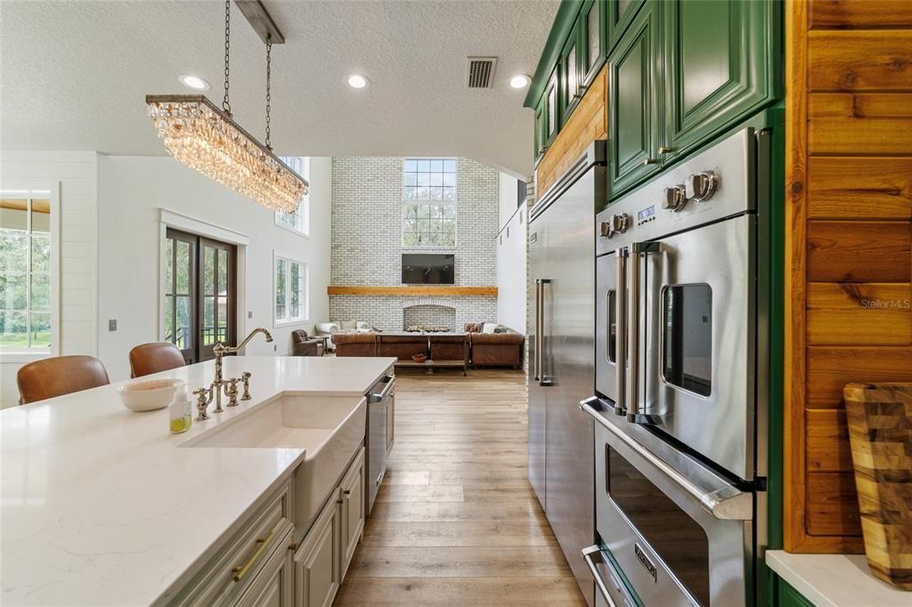 For Sale: $1,699,000 (5 beds, 5 baths, 5079 Square Feet)