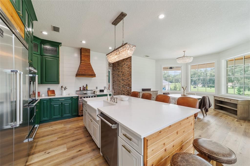 For Sale: $1,699,000 (5 beds, 5 baths, 5079 Square Feet)