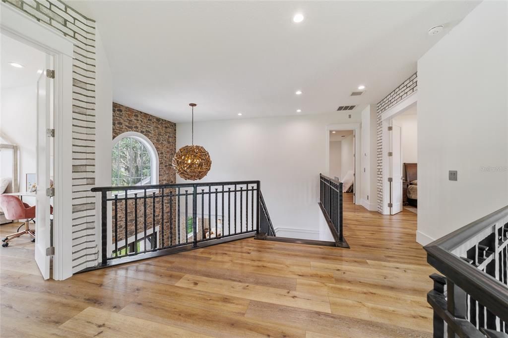 For Sale: $1,699,000 (5 beds, 5 baths, 5079 Square Feet)