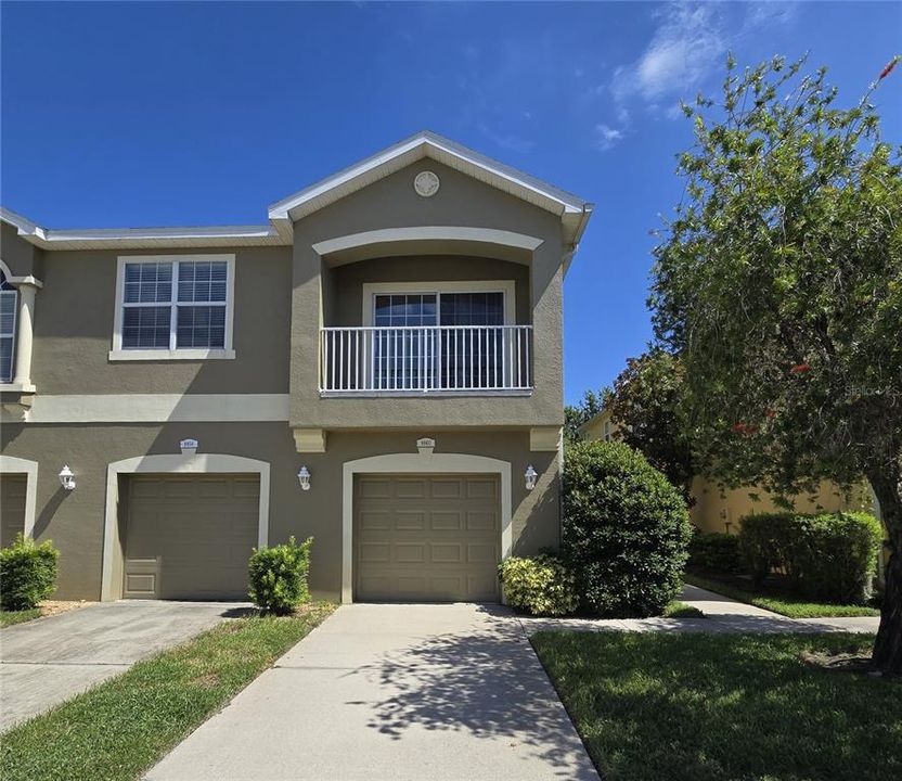 Recently Rented: $1,800 (2 beds, 2 baths, 1018 Square Feet)