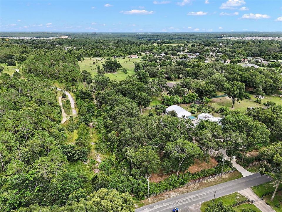 待售: $235,000 (0.99 acres)