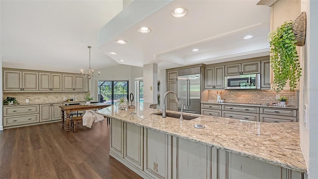 For Sale: $1,749,000 (6 beds, 5 baths, 5027 Square Feet)