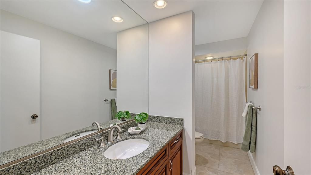 For Sale: $1,749,000 (6 beds, 5 baths, 5027 Square Feet)