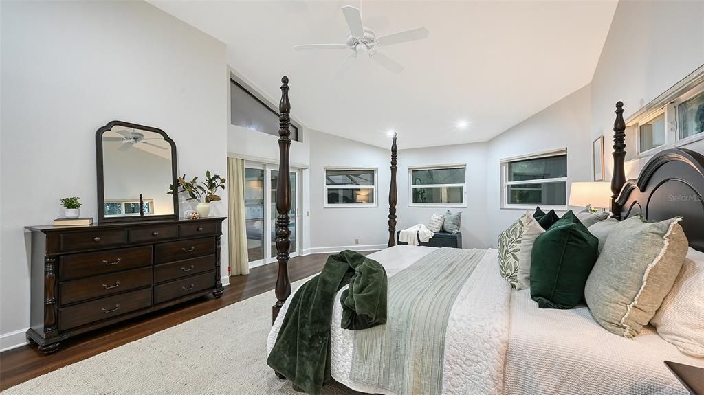 For Sale: $1,749,000 (6 beds, 5 baths, 5027 Square Feet)