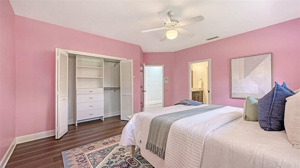 For Sale: $1,749,000 (6 beds, 5 baths, 5027 Square Feet)