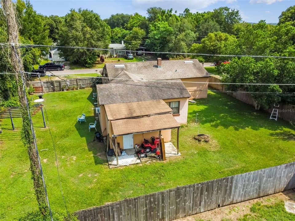 合同活跃: $223,900 (3 贝兹, 2 浴室, 1374 平方英尺)