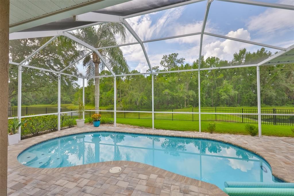 Active With Contract: $600,000 (4 beds, 3 baths, 2236 Square Feet)