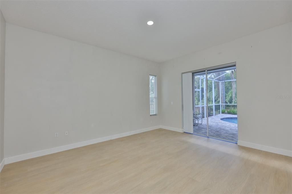 Active With Contract: $600,000 (4 beds, 3 baths, 2236 Square Feet)