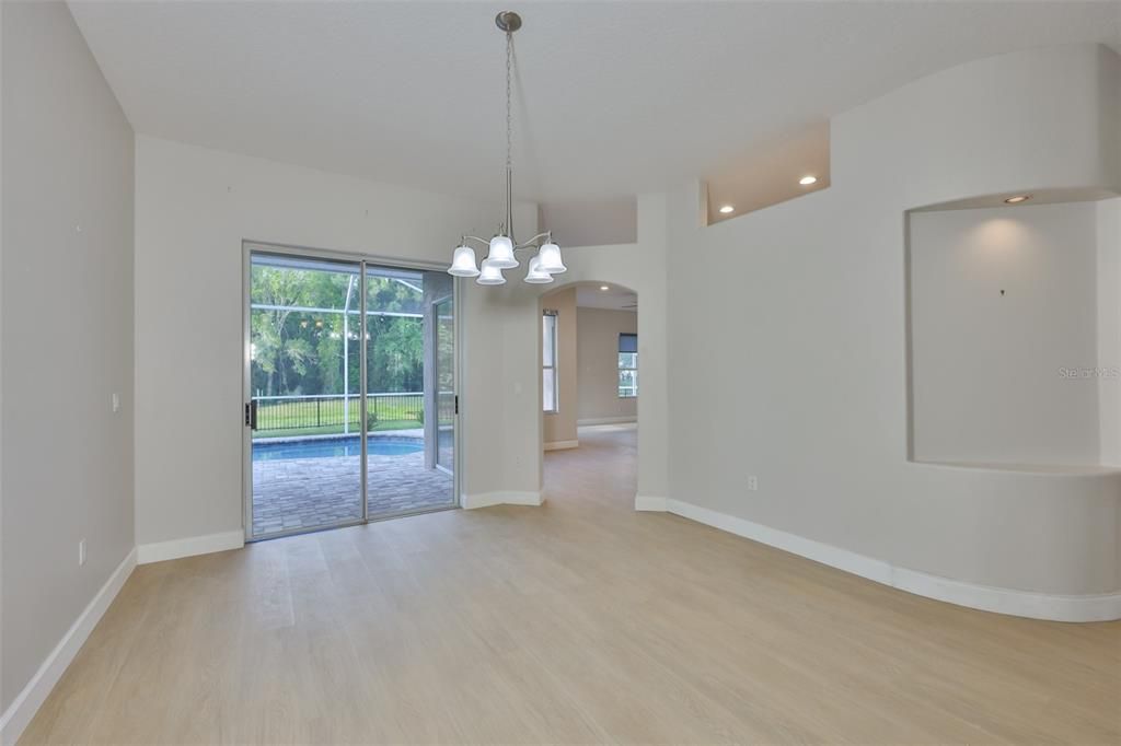 Active With Contract: $600,000 (4 beds, 3 baths, 2236 Square Feet)