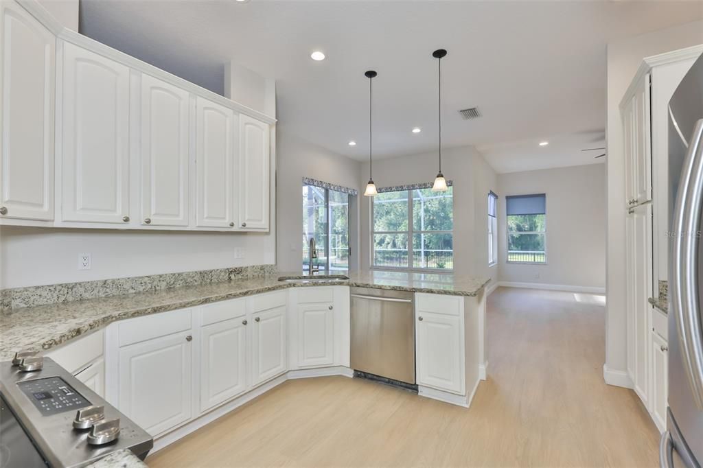 Active With Contract: $600,000 (4 beds, 3 baths, 2236 Square Feet)