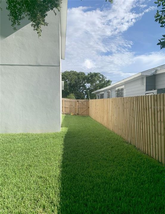 En Venta: $598,000 (4 camas, 2 baños, 1957 Pies cuadrados)