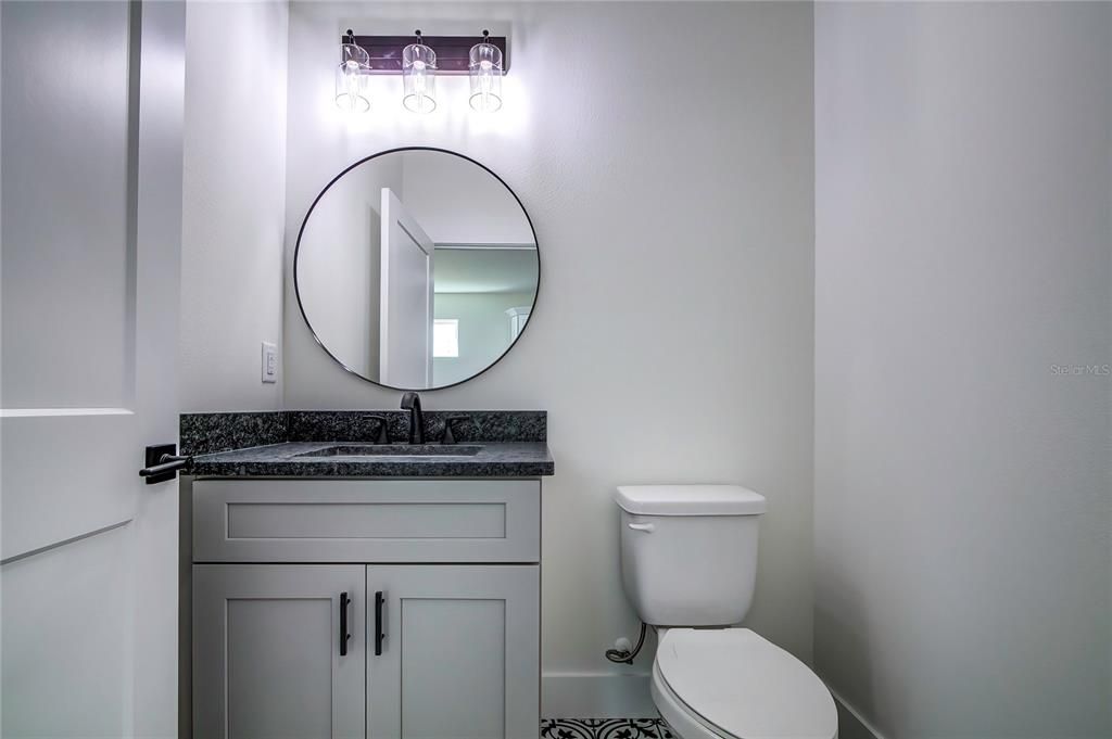 En Venta: $598,000 (4 camas, 2 baños, 1957 Pies cuadrados)