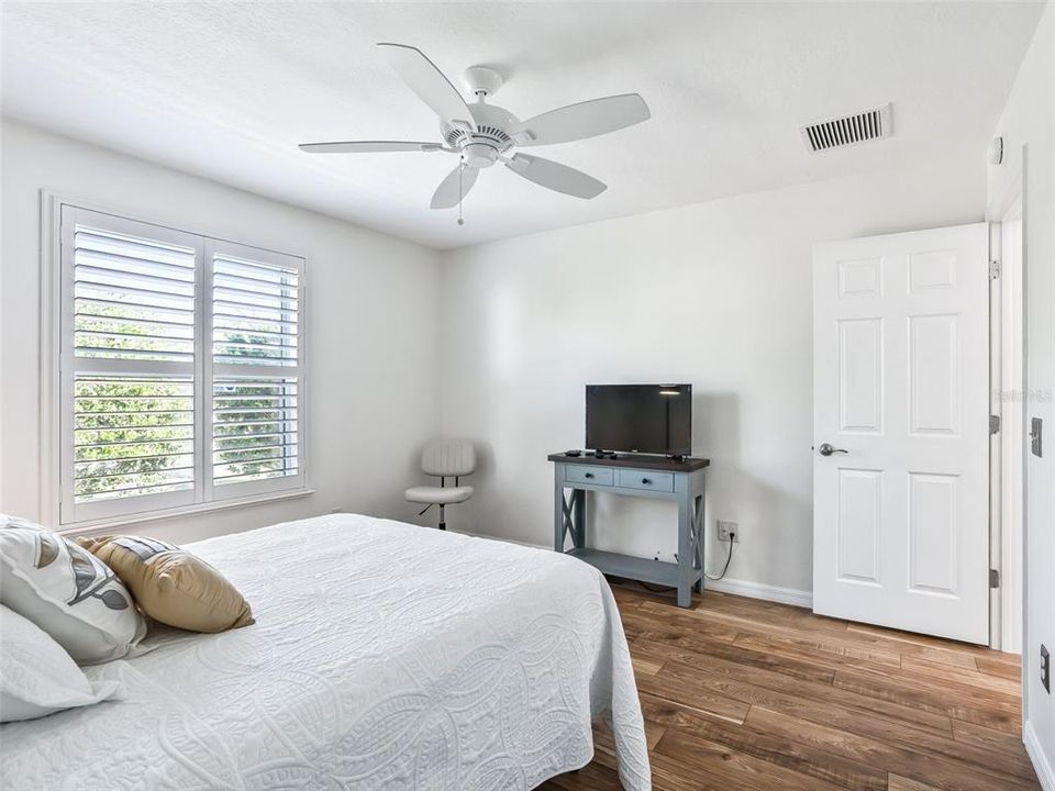 En Venta: $299,900 (2 camas, 2 baños, 1156 Pies cuadrados)