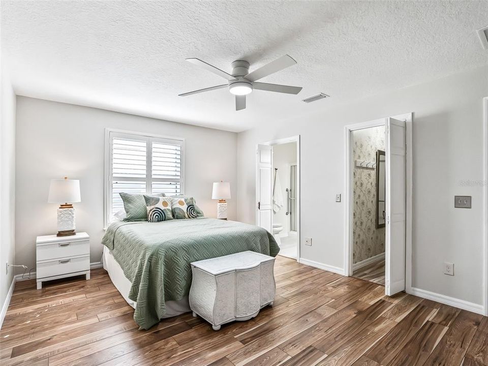 En Venta: $299,900 (2 camas, 2 baños, 1156 Pies cuadrados)