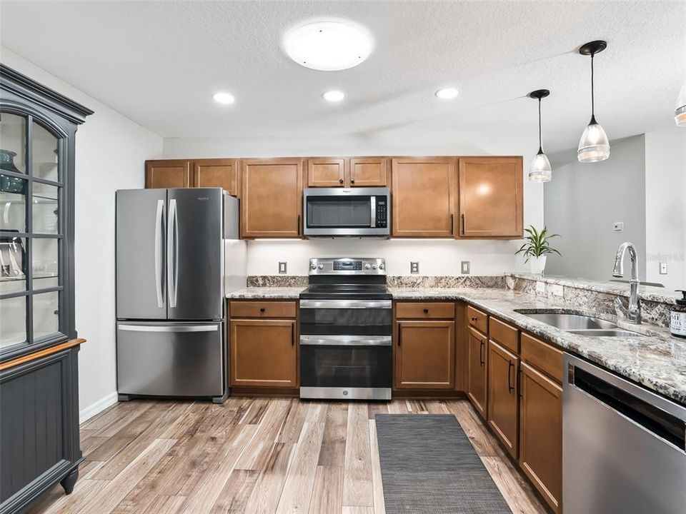 En Venta: $299,900 (2 camas, 2 baños, 1156 Pies cuadrados)