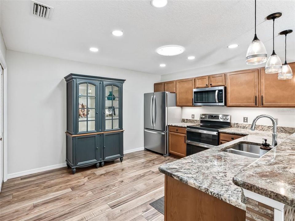 En Venta: $299,900 (2 camas, 2 baños, 1156 Pies cuadrados)