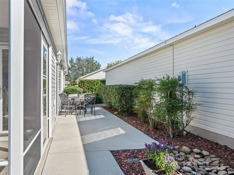 En Venta: $299,900 (2 camas, 2 baños, 1156 Pies cuadrados)