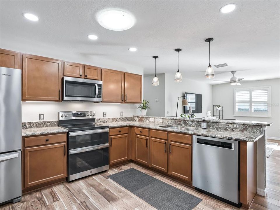 En Venta: $299,900 (2 camas, 2 baños, 1156 Pies cuadrados)