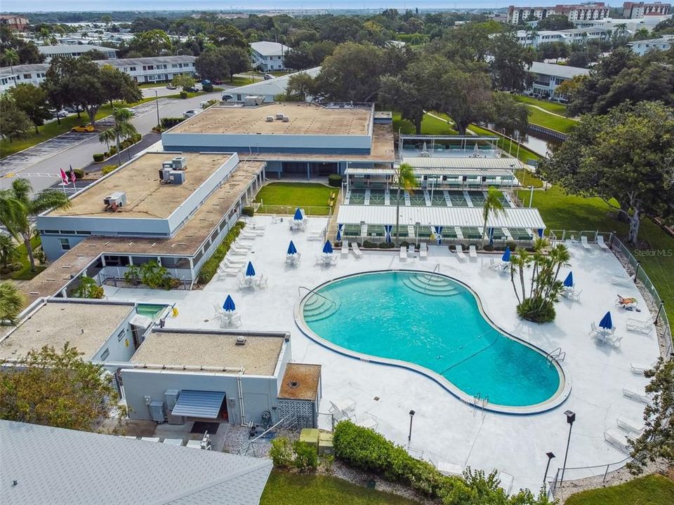 Active With Contract: $85,000 (2 beds, 2 baths, 912 Square Feet)