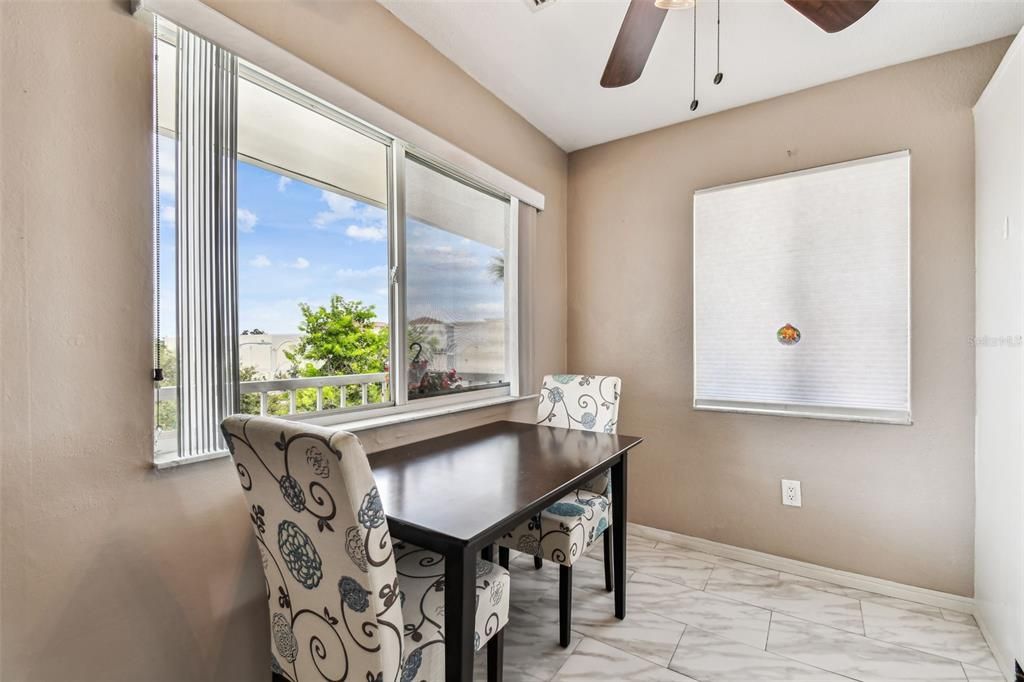 Active With Contract: $85,000 (2 beds, 2 baths, 912 Square Feet)