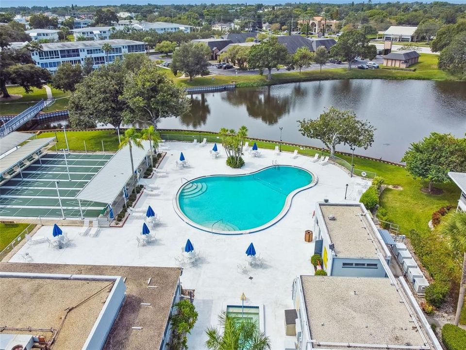 Active With Contract: $85,000 (2 beds, 2 baths, 912 Square Feet)