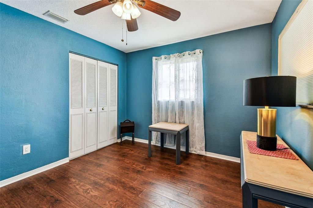 Active With Contract: $85,000 (2 beds, 2 baths, 912 Square Feet)