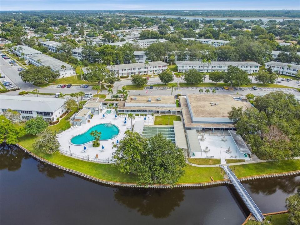 Active With Contract: $85,000 (2 beds, 2 baths, 912 Square Feet)