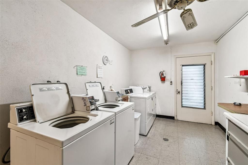Active With Contract: $85,000 (2 beds, 2 baths, 912 Square Feet)