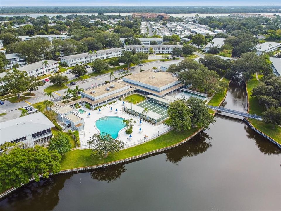 Active With Contract: $85,000 (2 beds, 2 baths, 912 Square Feet)