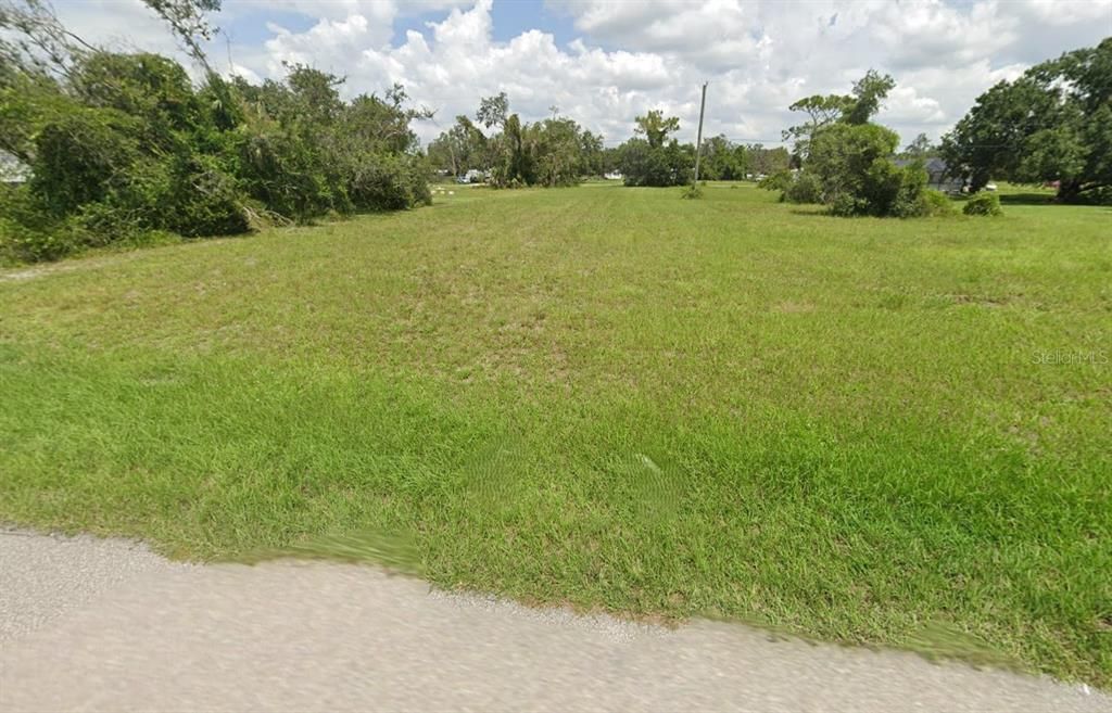 En Venta: $17,500 (0.23 acres)