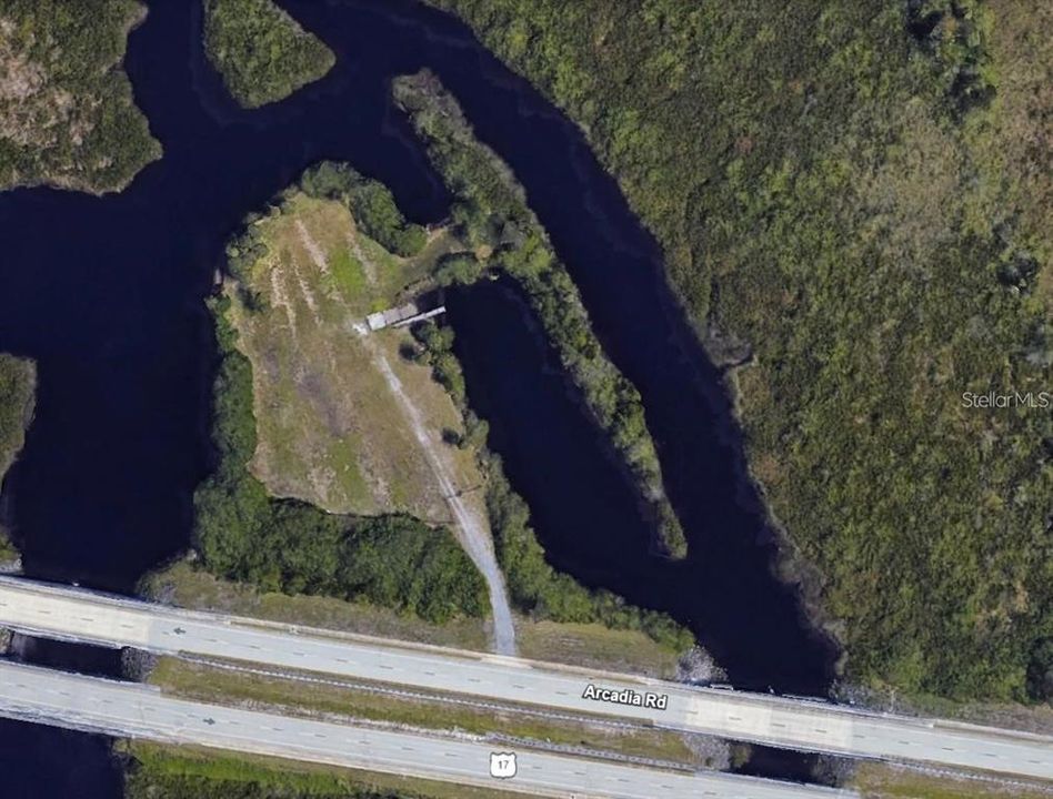 En Venta: $17,500 (0.23 acres)