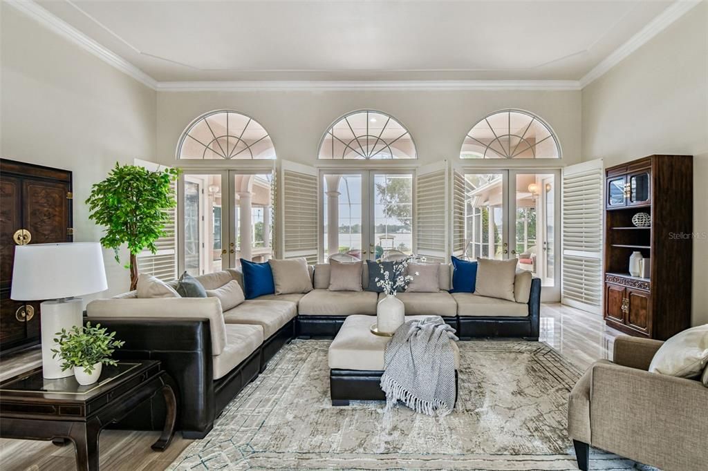 For Sale: $2,500,000 (4 beds, 3 baths, 4579 Square Feet)