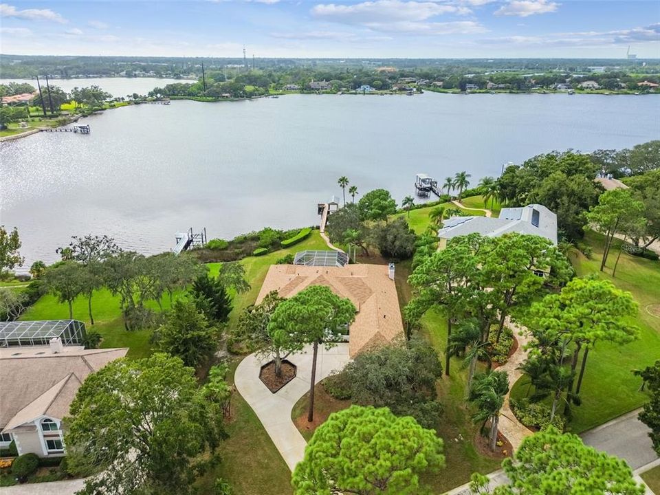 For Sale: $2,500,000 (4 beds, 3 baths, 4579 Square Feet)