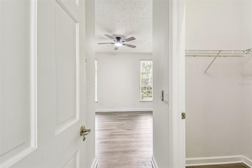 For Sale: $2,500,000 (4 beds, 3 baths, 4579 Square Feet)