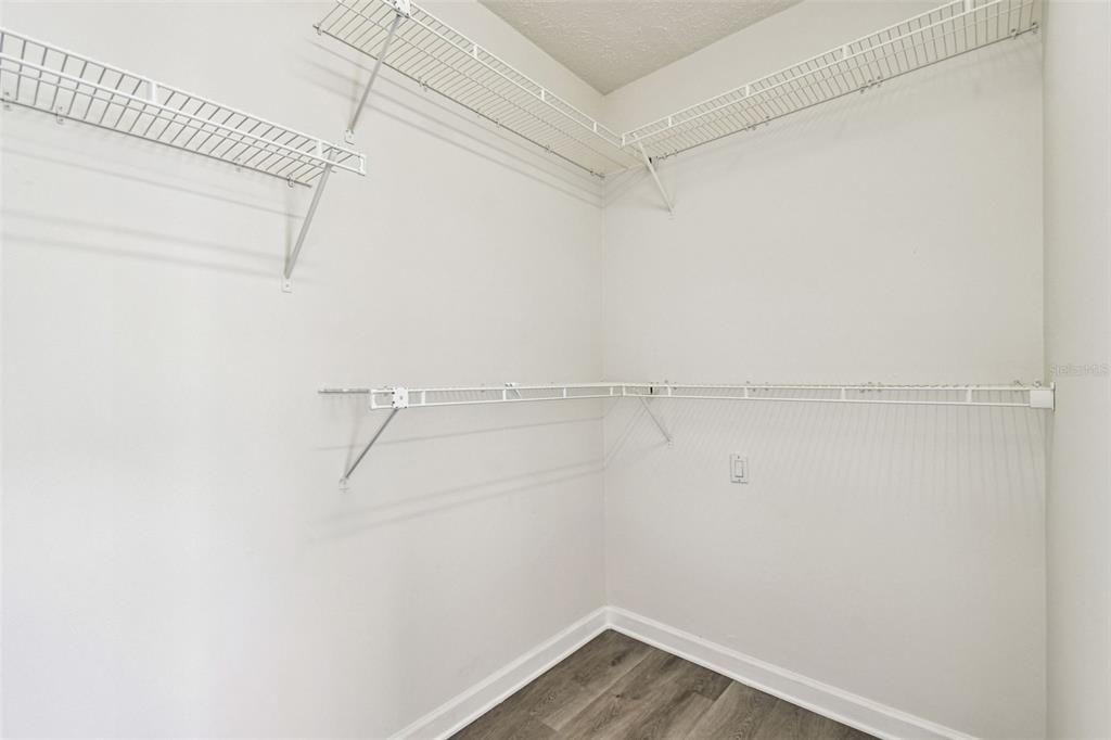 For Sale: $2,500,000 (4 beds, 3 baths, 4579 Square Feet)