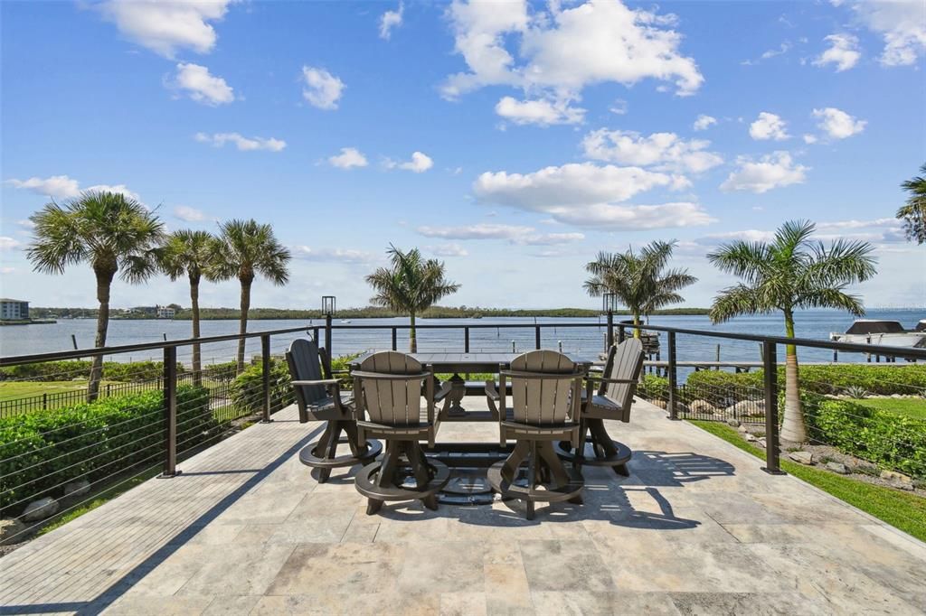 На продажу: $6,300,000 (6 спален, 5 ванн, 6646 Квадратных фут)