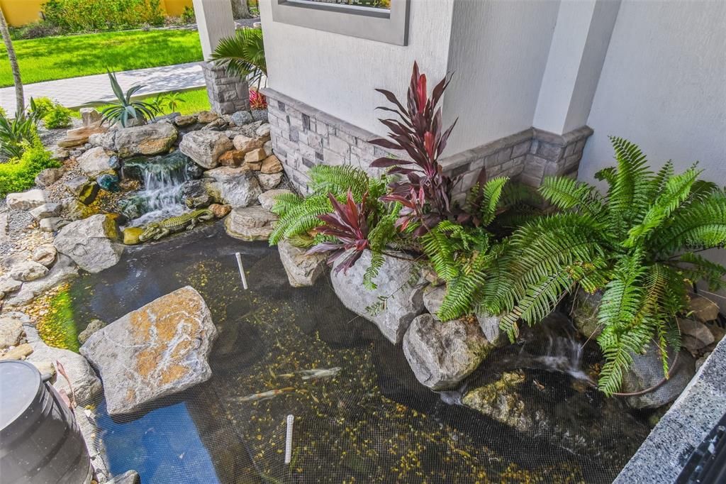 На продажу: $6,300,000 (6 спален, 5 ванн, 6646 Квадратных фут)