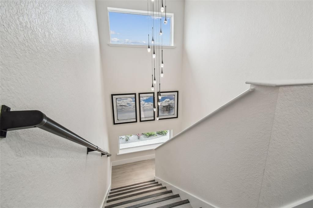 На продажу: $6,300,000 (6 спален, 5 ванн, 6646 Квадратных фут)