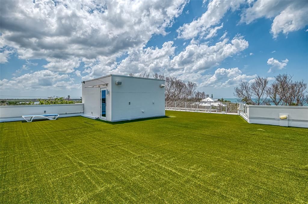 待售: $5,395,000 (4 贝兹, 4 浴室, 4584 平方英尺)