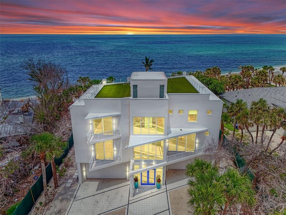 待售: $5,395,000 (4 贝兹, 4 浴室, 4584 平方英尺)