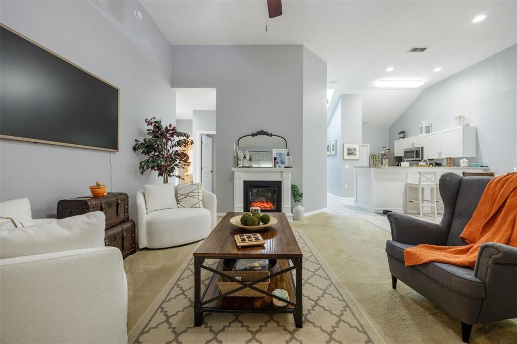 待售: $247,000 (3 贝兹, 2 浴室, 1650 平方英尺)