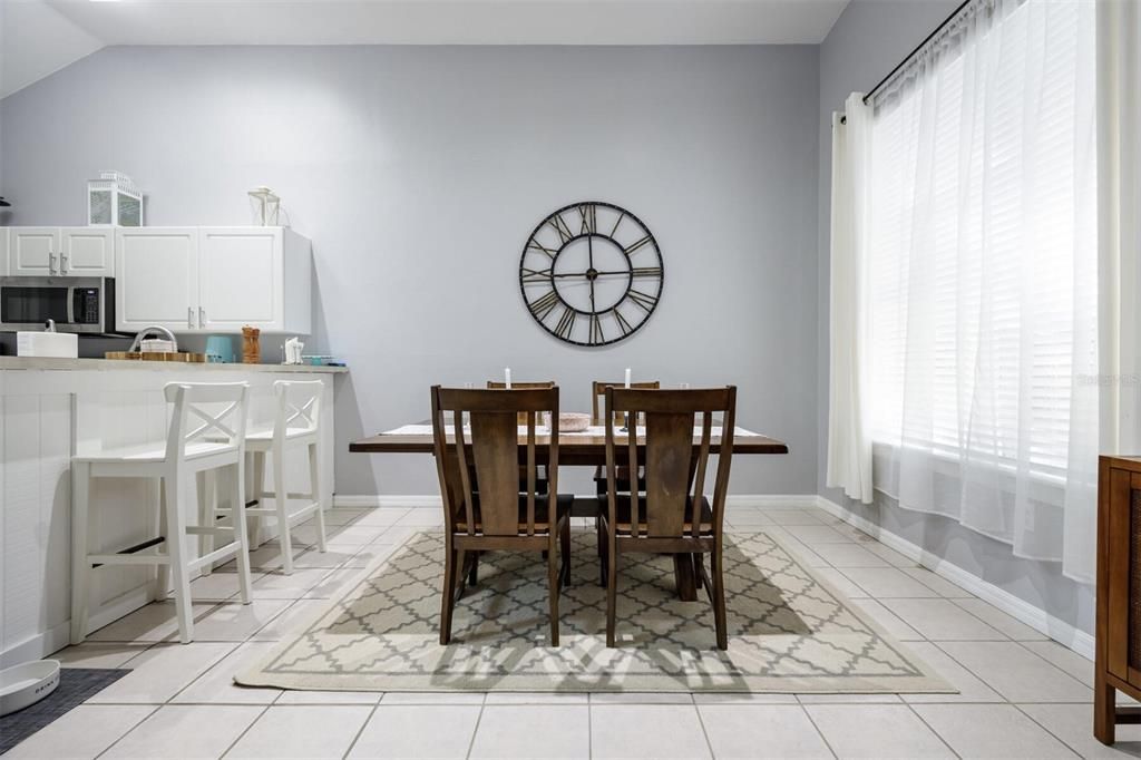 待售: $247,000 (3 贝兹, 2 浴室, 1650 平方英尺)