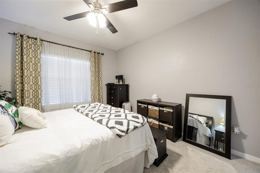 待售: $247,000 (3 贝兹, 2 浴室, 1650 平方英尺)