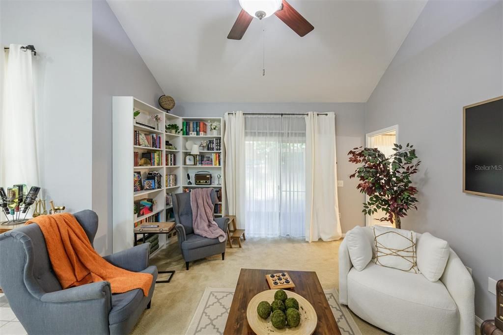 待售: $247,000 (3 贝兹, 2 浴室, 1650 平方英尺)